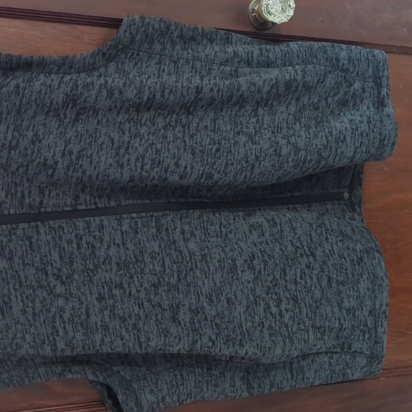 Lands' End Gray Fleece Lightweight Full Zip Vest Size Men's XXL - Picture 3 of 7